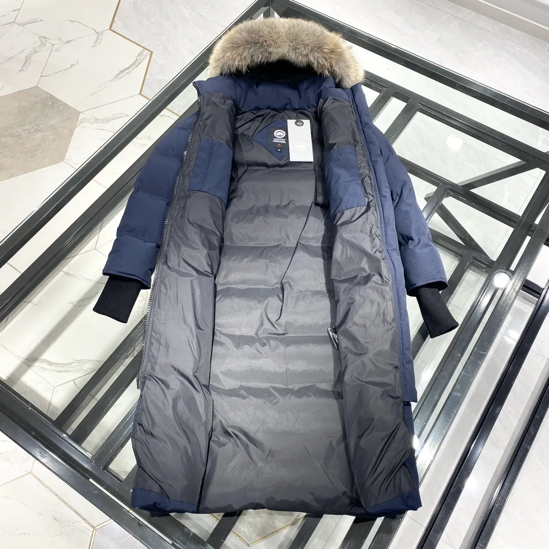 P860 🇨🇦Top original Big Goose 22 parka coats navy blue hanging photo flat display picture book🇨🇦